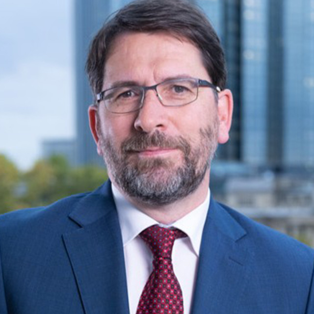 Dr. Lars Slomka